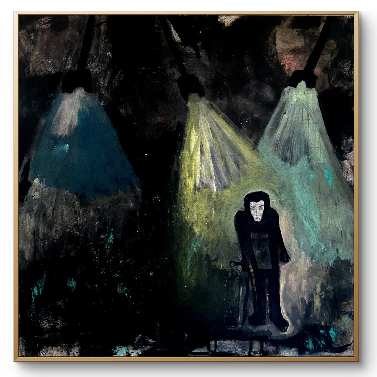 Gothic Singer Can't Hide From The Light